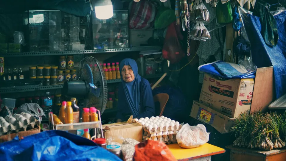 Tủ mát sữa và nước